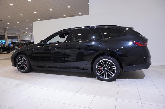 BMW i5 6 of 12