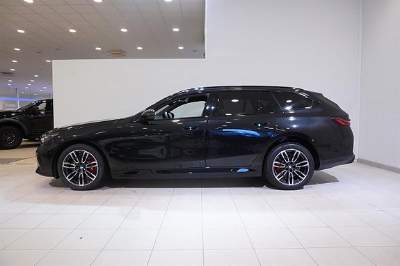 BMW i5 3 of 12