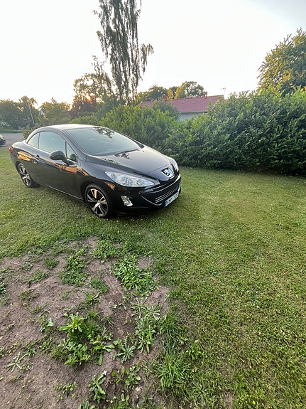 Peugeot 308 4 of 5