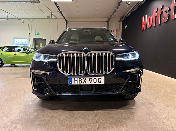 BMW X7 6 of 15
