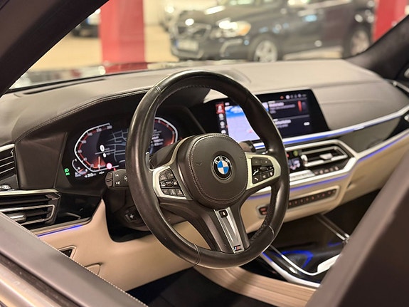 BMW X7 12 of 15