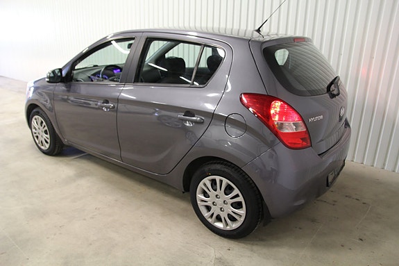 Hyundai i20 3 of 5