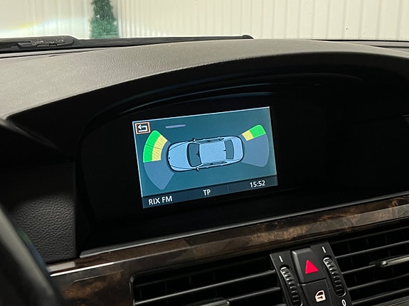 BMW 530Xi 16 of 19