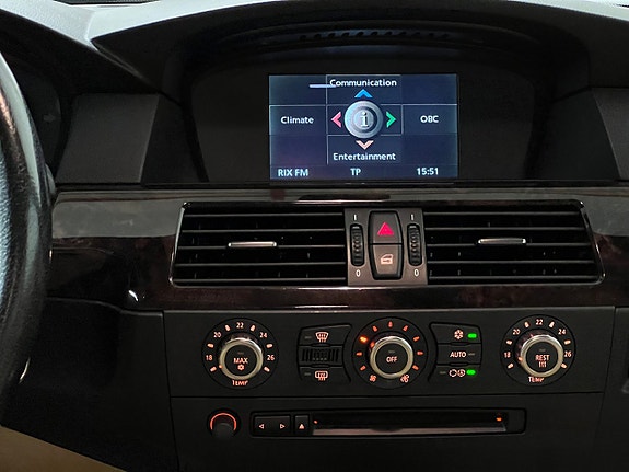 BMW 530Xi 13 of 19