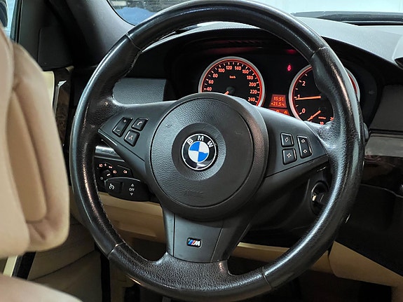 BMW 530Xi 14 of 19