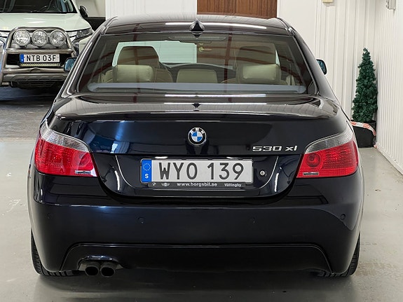 BMW 530Xi 8 of 19