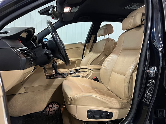 BMW 530Xi 10 of 19