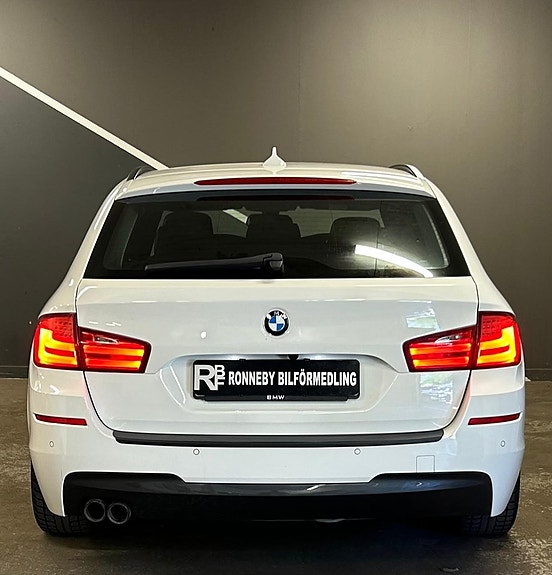 BMW 520d 8 of 17