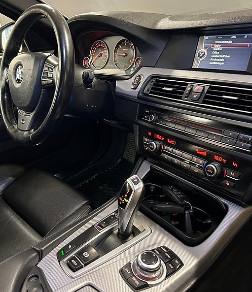 BMW 520d 10 of 17