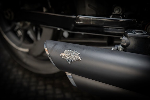 Harley-Davidson Forty-Eight (XL1200X) Bobber 12 of 16