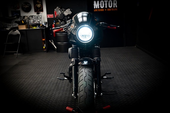 Harley-Davidson Forty-Eight (XL1200X) Bobber 5 of 5