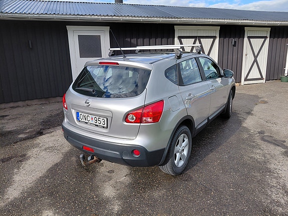 Nissan Qashqai 4 of 5