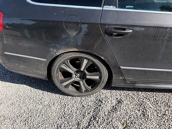 Volkswagen Passat 4 of 5