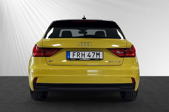 Audi A1 2 of 5