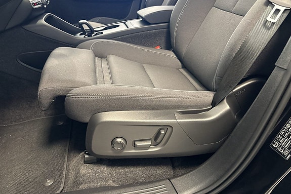 Volvo EX40 9 of 12