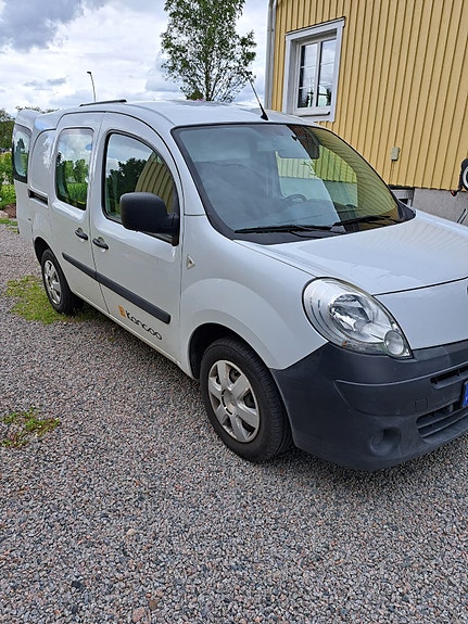 Renault Kangoo Express 2 of 5