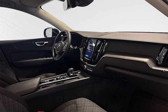 Volvo XC60 6 of 11