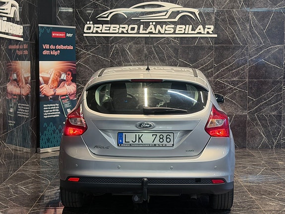 Ford Focus 12 of 18