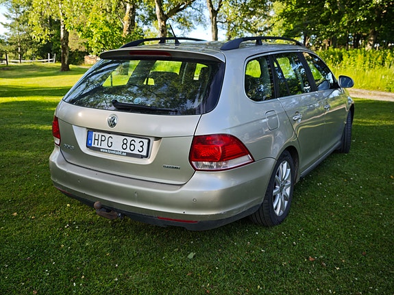 Volkswagen Golf V 4 of 10