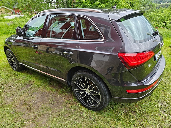 Audi Q5 4 of 5