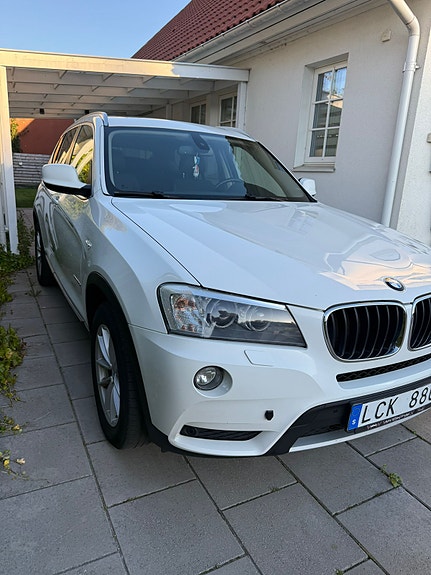 BMW X3 2 of 5