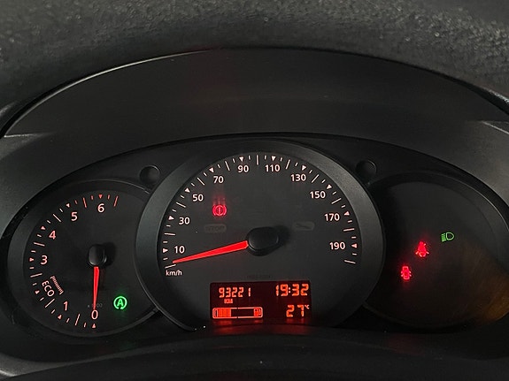 Renault Kangoo Express 23 of 30