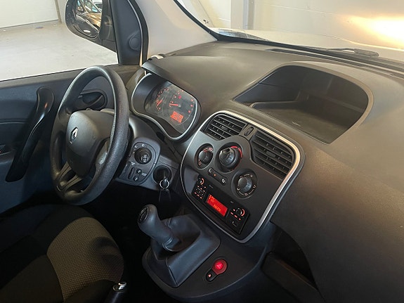 Renault Kangoo Express 26 of 30