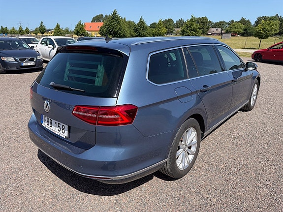 Volkswagen Passat 5 of 5