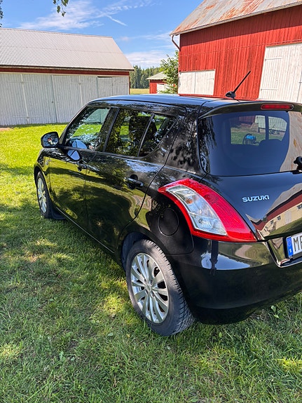 Suzuki Swift 3 of 11