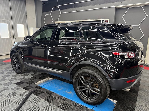 Land Rover Range Rover Evoque 4 of 5