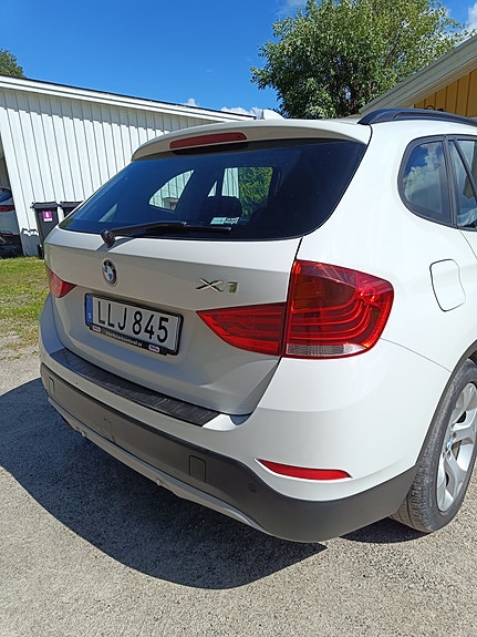 BMW X1 5 of 5