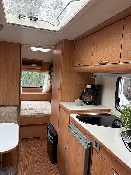 Adria Altea 542PK 4 of 18