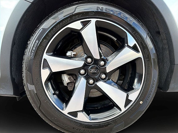 Ford Focus 4 of 5