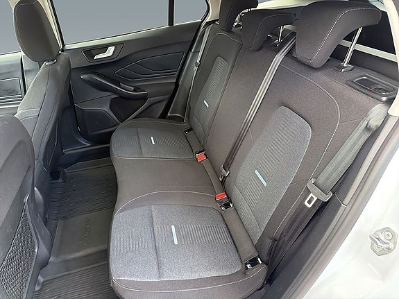 Ford Focus 6 of 16