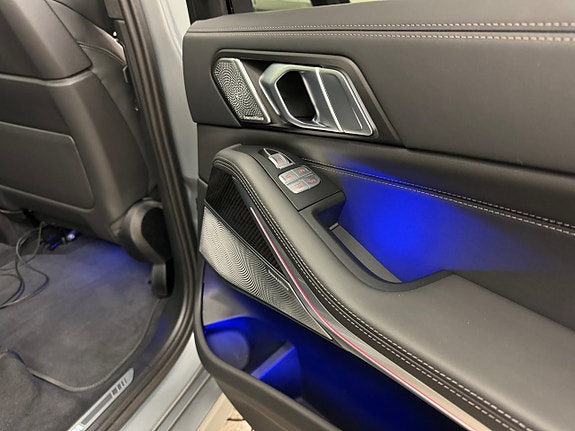 BMW X7 15 of 24