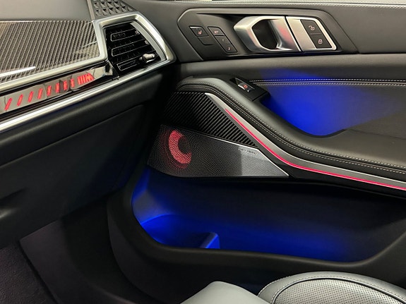 BMW X7 22 of 24