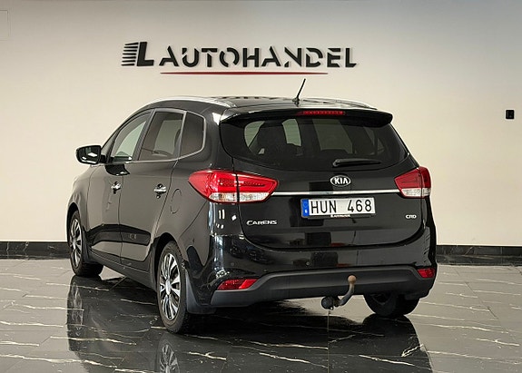 Kia Carens 4 of 20