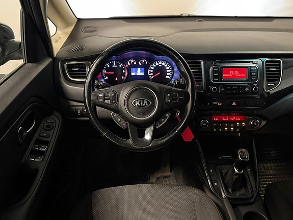 Kia Carens 13 of 20