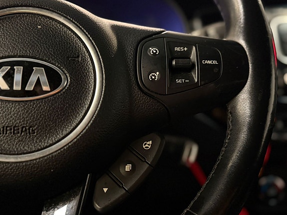 Kia Carens 12 of 20