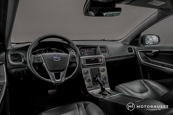Volvo V60 8 of 19