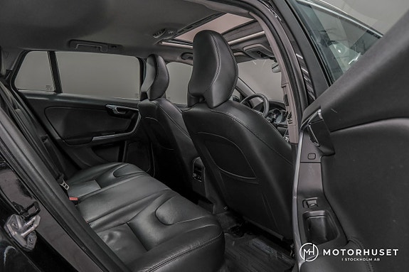 Volvo V60 11 of 19