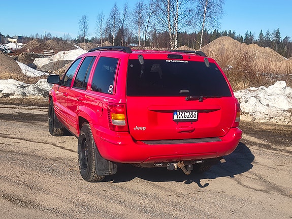 Jeep Grand Cherokee 4 of 5