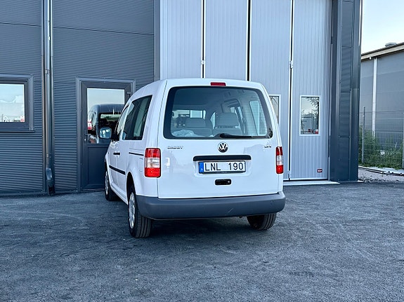 Volkswagen Caddy 5 of 5