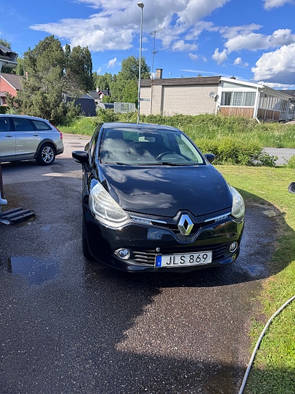 Renault Clio 2 of 5