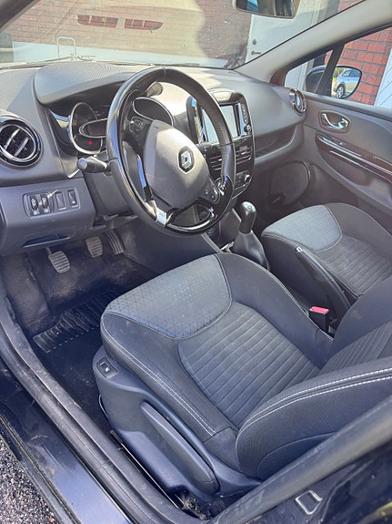 Renault Clio 6 of 6