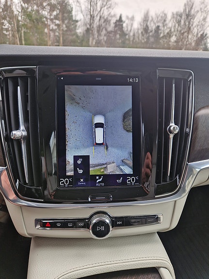 Volvo V90 Cross Country 14 of 14