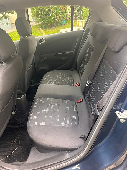 Opel Corsa 9 of 12