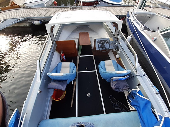 Draco 2000HT daycruiser (trailer finns) - säljs billigt pga flytt 4 of 5
