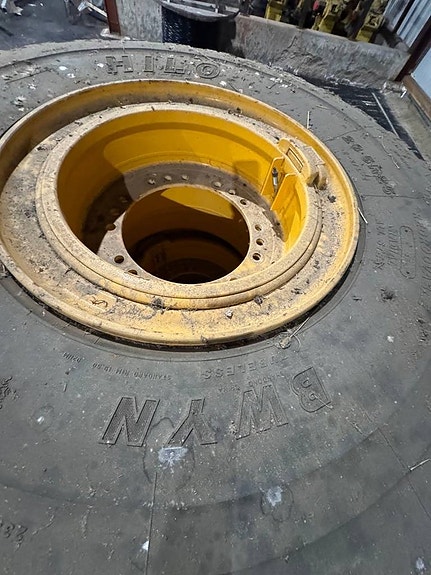4 st kompletta hjul 23.5R25 till Volvo L120