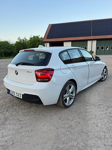 BMW 116i 5 of 5
